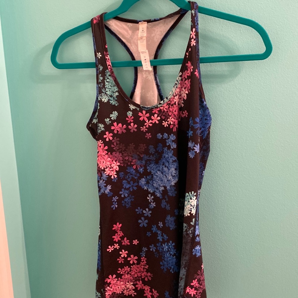 Lululemon floral cool Racerback 6